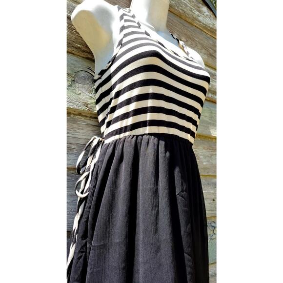 Xhilaration Summer Dress Black White Stripes Light Sz S/P Womans Whimsigoth - Picture 1 of 4